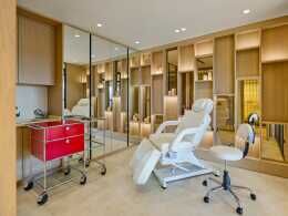 Team & Clinic